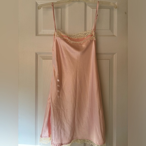 Motel Rocks Pink Lace Dress - Picture 3 of 3